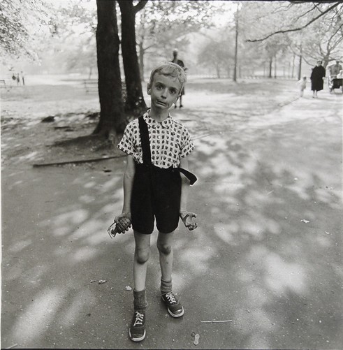 20131023115142-diane-arbus-1962.jpg
